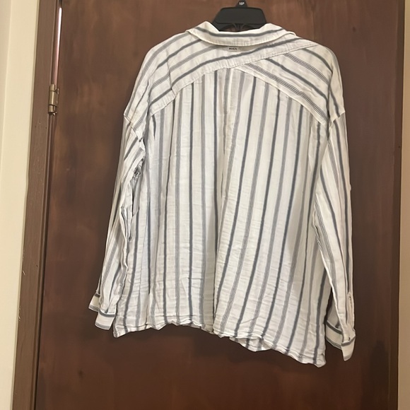 RVCA Cotton Button Up Shirt - Picture 2 of 2